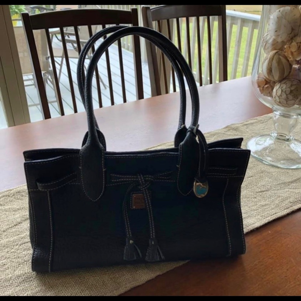 Dooney & Bourke purse